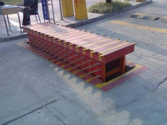路障机